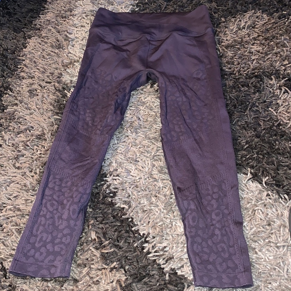 Victoria’s Secret animal print gym pants size L good cond